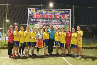 Công đoàn tham gia giải bóng đá nữ lần 1 năm 2022 do LĐLĐ huyện tổ chức chào mừng ngày 20/10