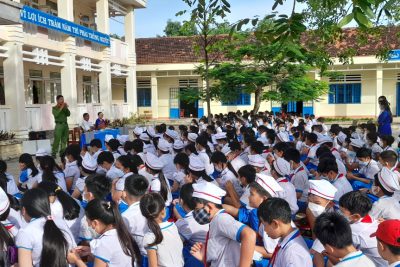 Trường TH Bình Thuận tổ chức hoạt động Tuyên Truyền về An Toàn Giao Thông cho HS