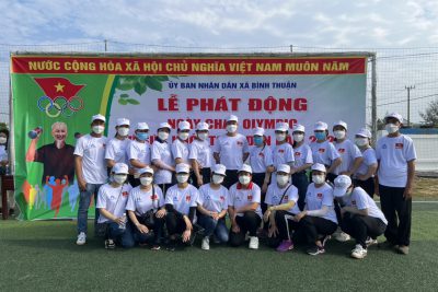Đoàn viên Công đoàn Trường Tiểu học Bình Thuận tham gia hưởng ứng Ngày chạy Olympic vì sức khỏe toàn dân